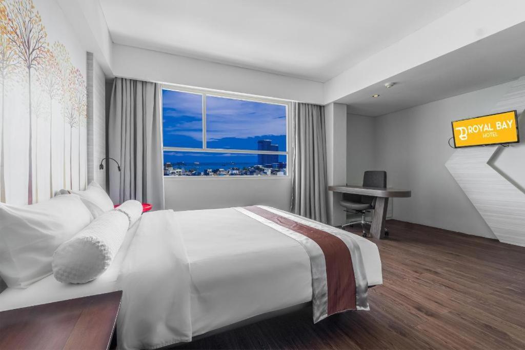 Royal Bay Hotel Makassar Eksteriør billede
