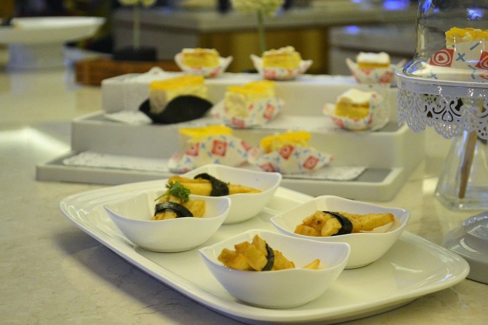 Royal Bay Hotel Makassar Eksteriør billede